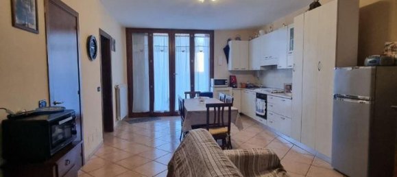 5 rooms House in Colle di Val d'Elsa, Italy No. 107876 12