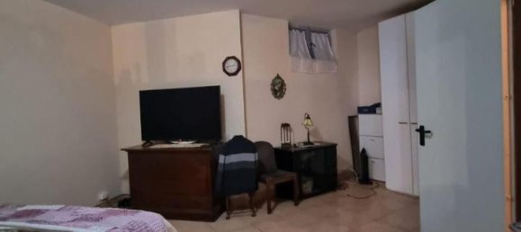 5 rooms House in Colle di Val d'Elsa, Italy No. 107876 10