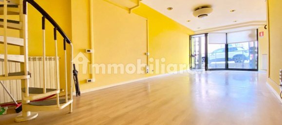 3-Zimmer Gewerbliche Immobilie in Ancona, Italy, Nr. 357739 4