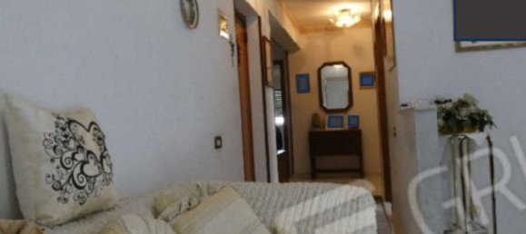 4 bedrooms Apartment in Palermo, Italy No. 332467 6
