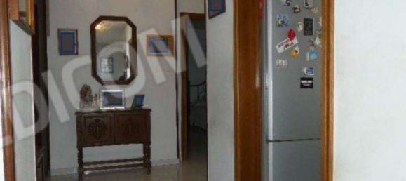 4 bedrooms Apartment in Palermo, Italy No. 332467 5
