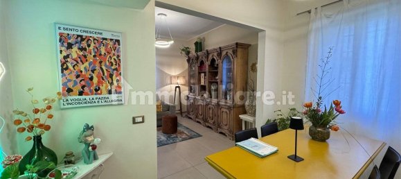 2 bedrooms House in Scandicci, Italy No. 52090 6