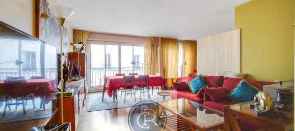 Apartamento de 2 dormitorios en Paris, France No. 295999 3