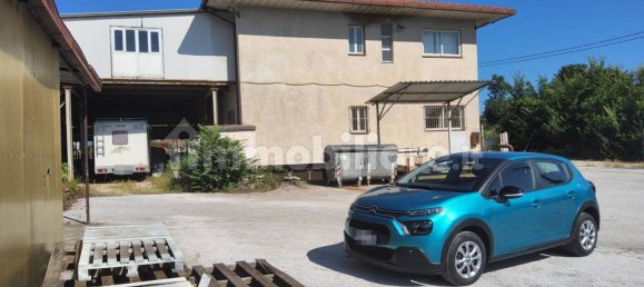 5-Zimmer Gewerbliche Immobilie in Rocca d'Evandro, Italy, Nr. 224429 13