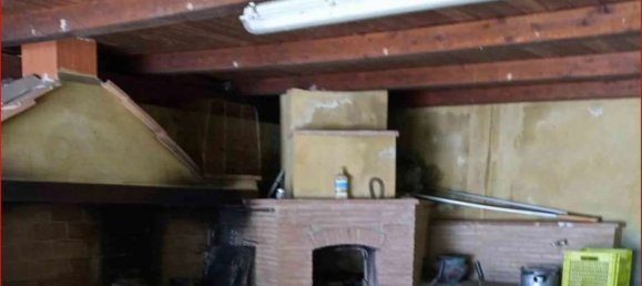 5 rooms House in Porcari, Italy No. 189337 5