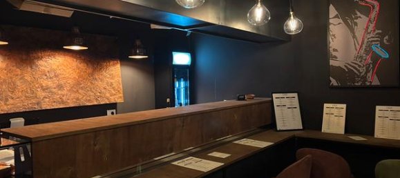 50m² Commercial property in Bologna, Italy No. 258360 5