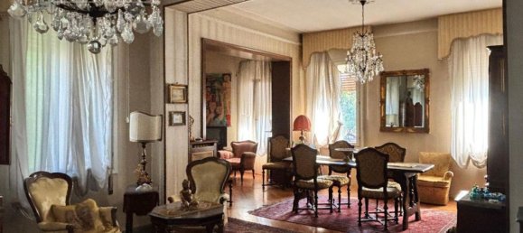 6 bedrooms Villa in Lonigo, Italy No. 346398 4