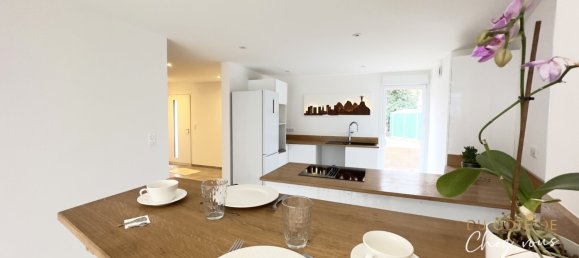 2 bedrooms Apartment in Sainte-Savine, France No. 93706 11