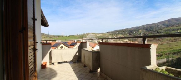 5 rooms House in Luzzi, Italy No. 87004 34