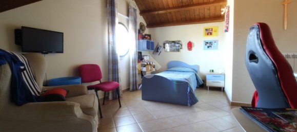 5 rooms House in Luzzi, Italy No. 87004 31