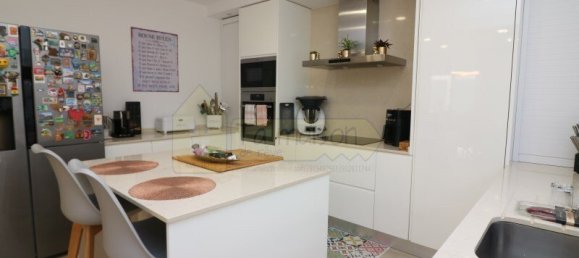 3 bedrooms Villa in Faro, Portugal No. 103438 24