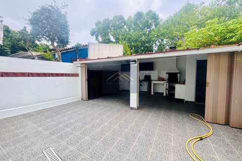 2 bedrooms Apartment in Almada, Portugal No. 224092