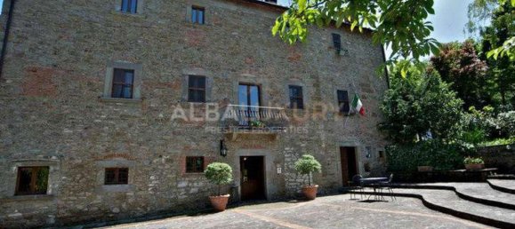12 bedrooms Villa in Tuoro sul Trasimeno, Italy No. 482 12