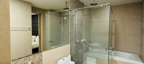 Квартира с 2 комнатами в Паттайя, Чонбури, Восточный Таиланд, Таиланд № 81486 10