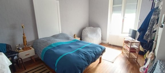 3 chambres Maison de ville à La Châtre, France No. 270111 11