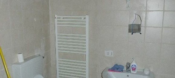 2 rooms Apartment in Carrara, Italy No. 38375 6