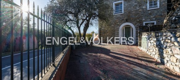 8 rooms Villa in Alassio, Italy No. 129202 16