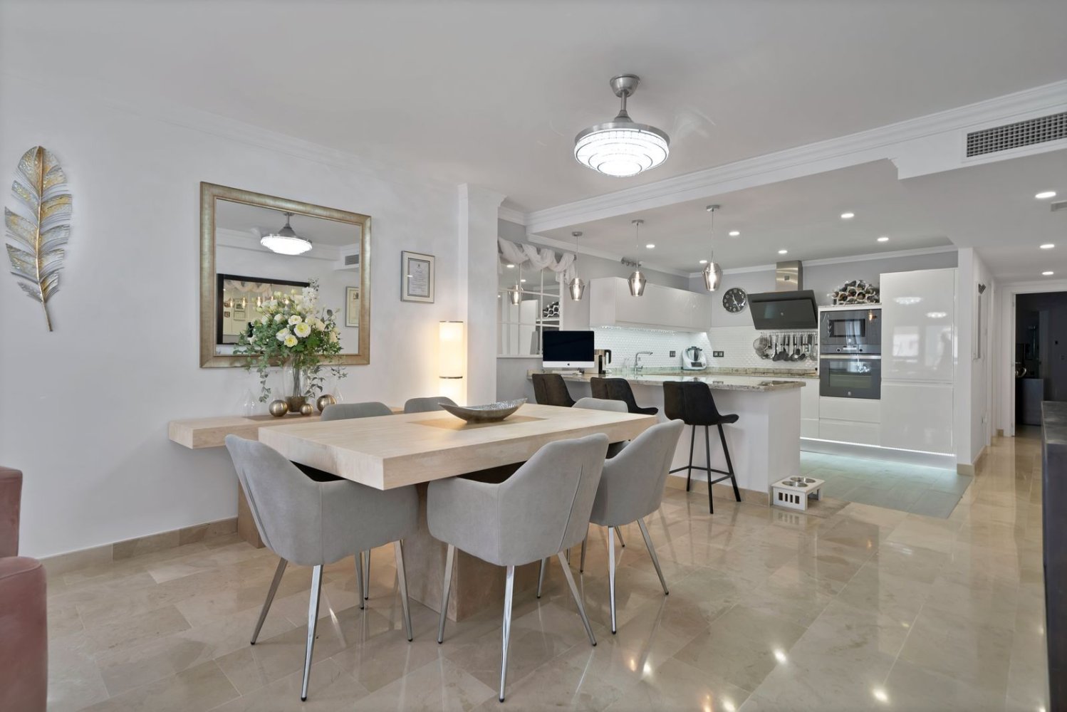 Apartamento de 2 dormitorios en Benahavís, Spain No. 168737