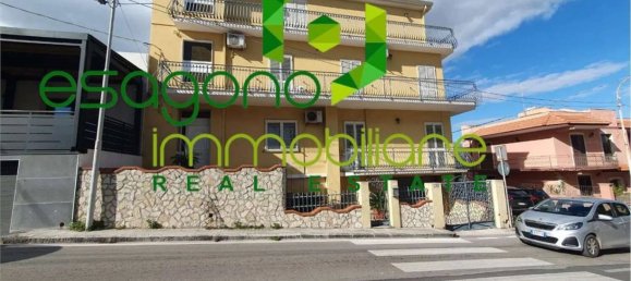 4 Schlafzimmer Wohnung in Syracuse, Italy, Nr. 356863 7