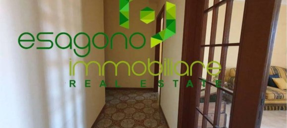 4 Schlafzimmer Wohnung in Syracuse, Italy, Nr. 356863 2