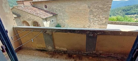 3 bedrooms House in Pontassieve, Italy No. 92495 26