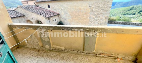 3 bedrooms House in Pontassieve, Italy No. 92495 21