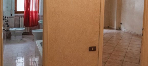 Квартира с 4 комнатами в Рим, Италия № 11180 16