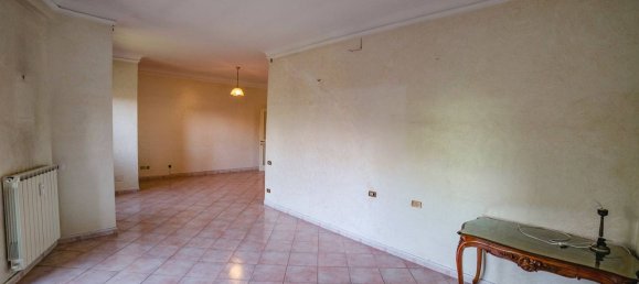 Квартира с 4 комнатами в Рим, Италия № 11180 2