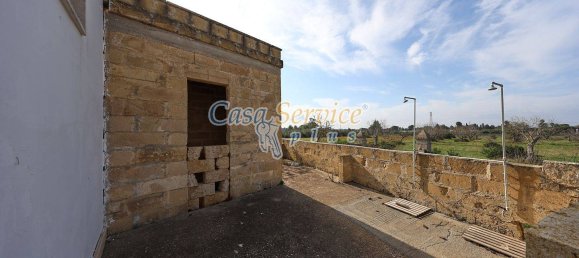 Дом с 5 спальнями в Gallipoli, Италия № 222005 42