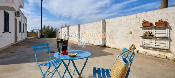 Дом с 5 спальнями в Gallipoli, Италия № 222005 2