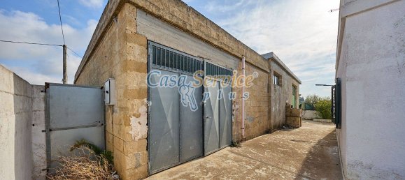 Дом с 5 спальнями в Gallipoli, Италия № 222005 41