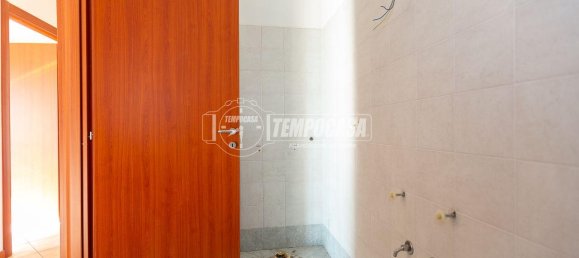 Квартира с 4 комнатами в Брешиа, Италия № 3128 27