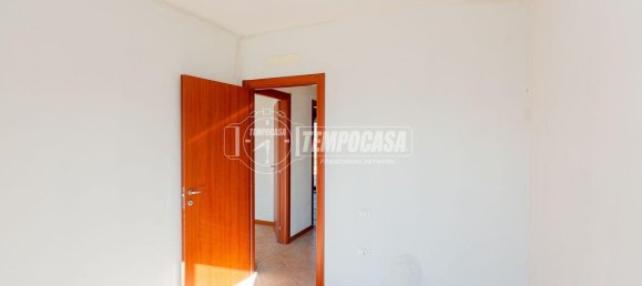 Квартира с 4 комнатами в Брешиа, Италия № 3128 26