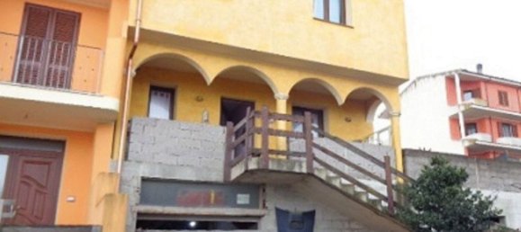 6 rooms House in Villanova Monteleone, Italy No. 164821 22