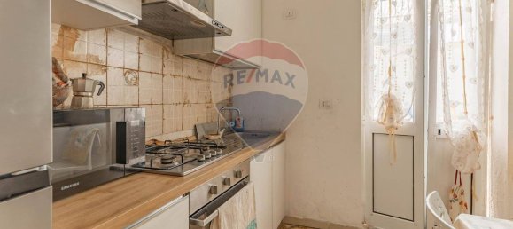 3غرفة شقة في Bari, Italy رقم 293340 2