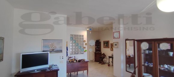 4 rooms Apartment in Fiumicino, Italy No. 9435 22