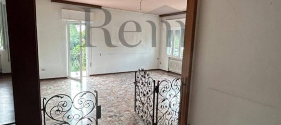 3 bedrooms Apartment in Treviso, Italy No. 341673 12