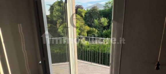 3 bedrooms Apartment in Treviso, Italy No. 341673 8