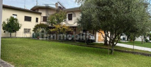 3 bedrooms Apartment in Treviso, Italy No. 341673 24