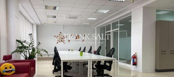 Офис 235м² в Слима, Мальта № 12989 10