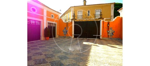 7 bedrooms Castles in Lisbon, Portugal No. 54404 3