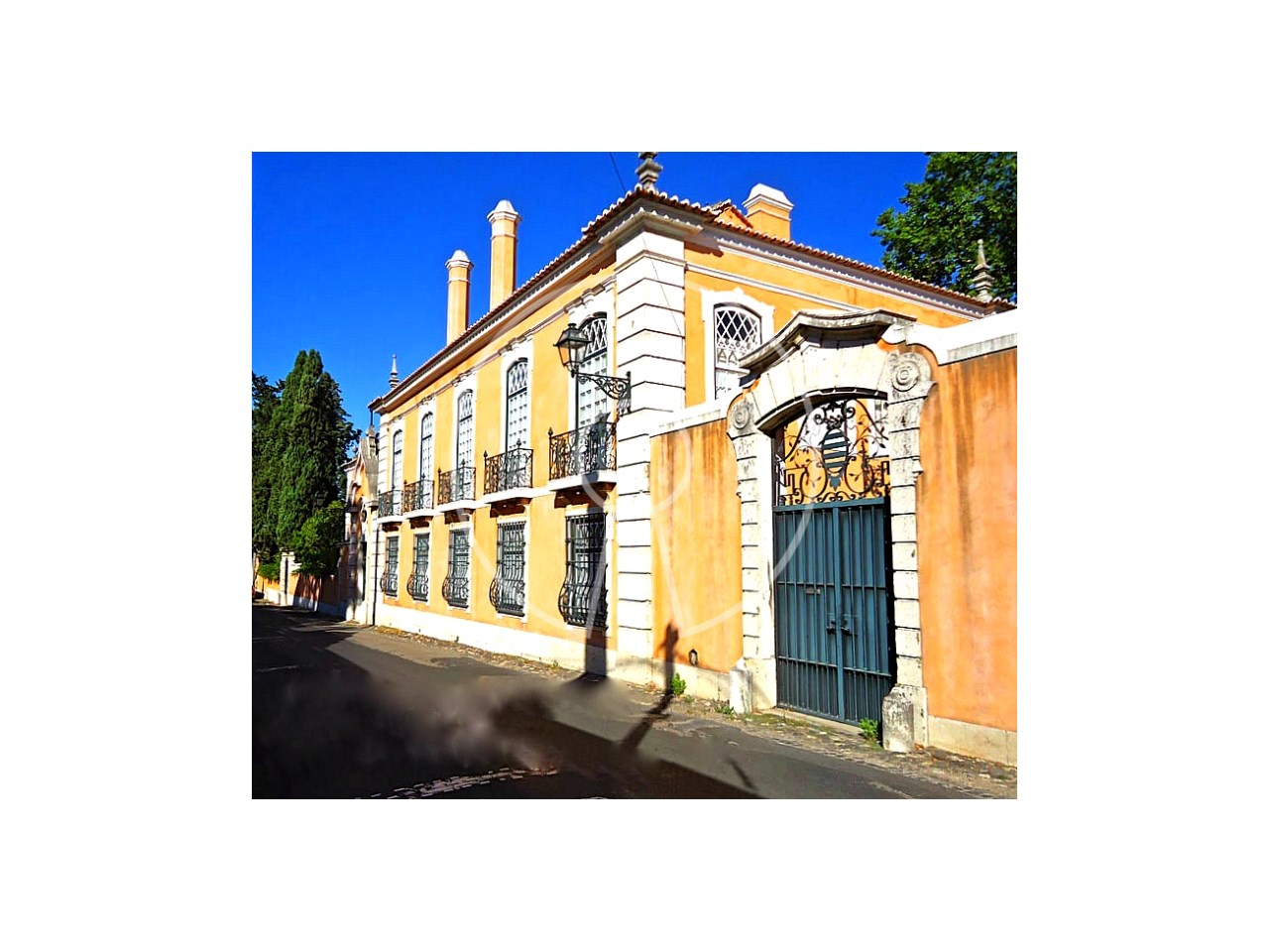 7 bedrooms Castles in Lisbon, Portugal No. 54404