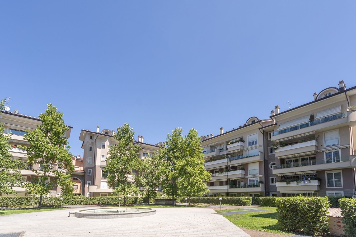 4 bedrooms Apartment in Cernusco sul Naviglio, Italy No. 366968