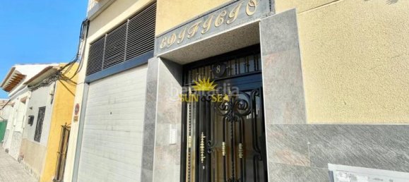 Apartamento de 3 dormitorios en Alicante, Spain No. 167733 20