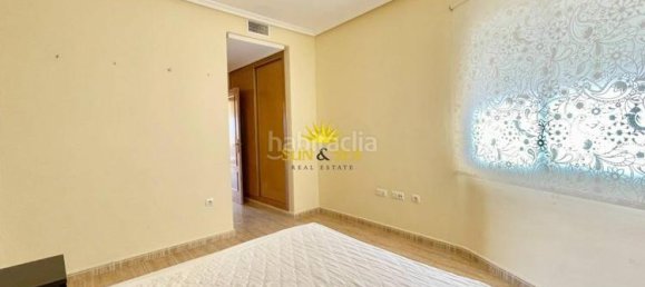 Apartamento de 3 dormitorios en Alicante, Spain No. 167733 8