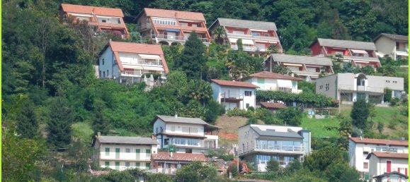 Terreno en Luino, Italy 2565 m² No. 255300 6