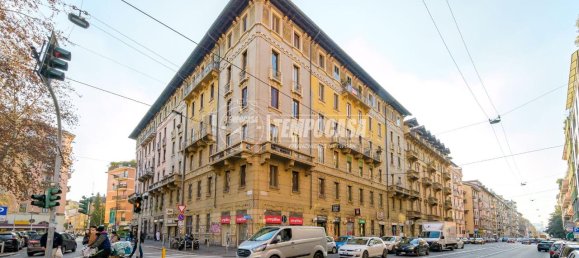 Квартира с 3 комнатами в Милан, Италия № 246631 24