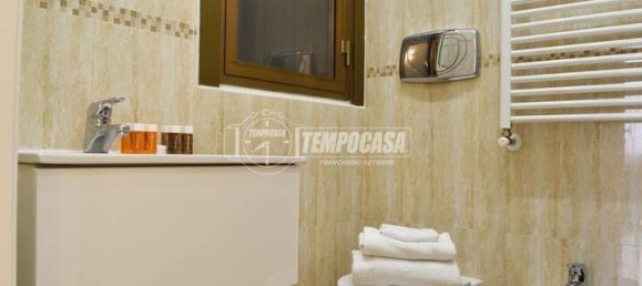 Квартира с 3 комнатами в Милан, Италия № 246631 6