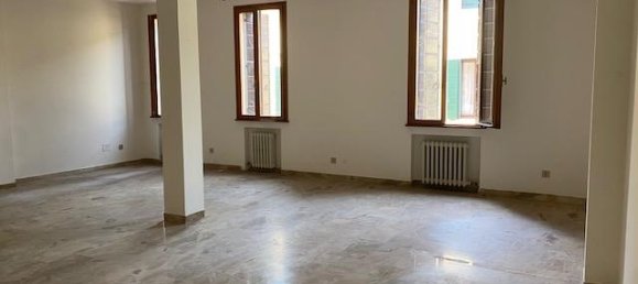 1000m² Building in Piove di Sacco, Italy No. 154932 10