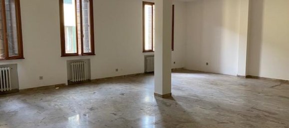 1000m² Building in Piove di Sacco, Italy No. 154932 9